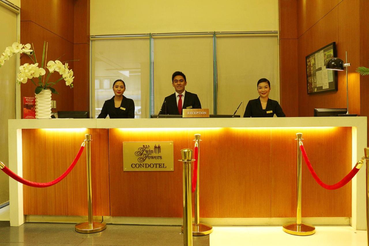 Bsa Twin Towers Aparthotel Mandaluyong Exterior photo